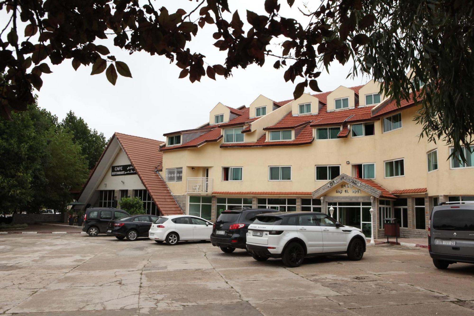 Hôtel Relais Ras El Maa Ifrane  Exterior foto