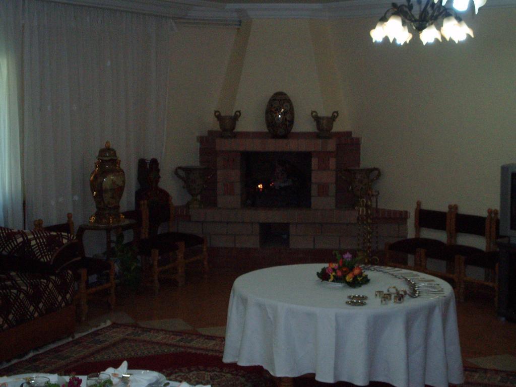 Hôtel Relais Ras El Maa Ifrane  Exterior foto